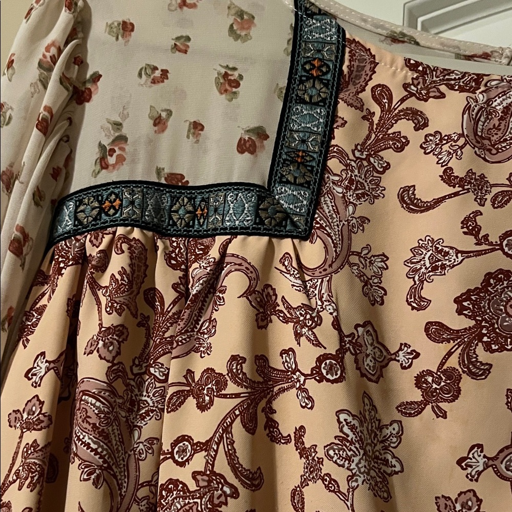 Entro Floral Patterned Blouse - image 3